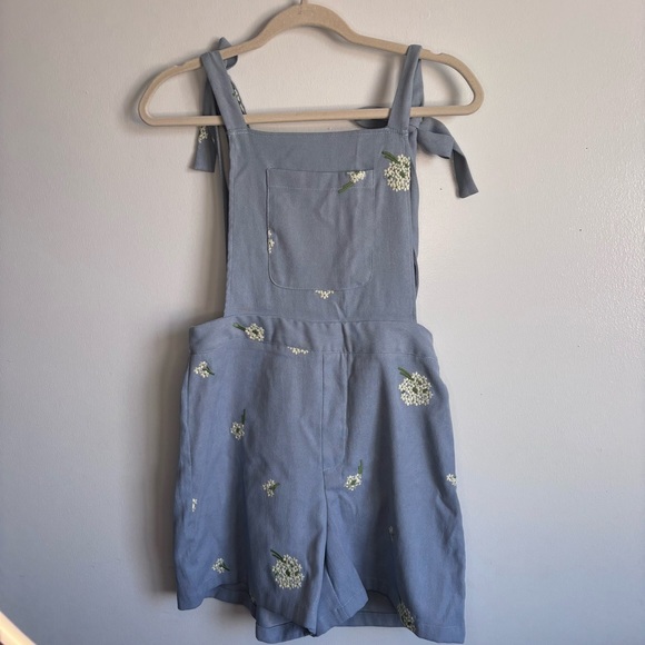 Cider Pants - Like new Cider Floral embroidered overalls cottagecore size Medium